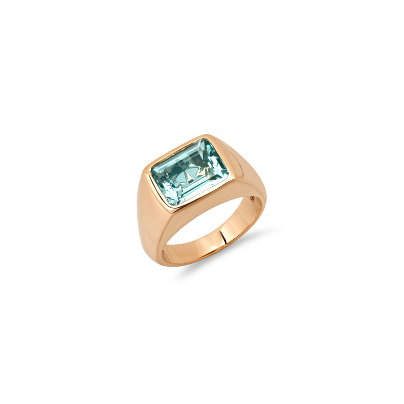18k yellow gold ring with an emerald cut aquamarine stone