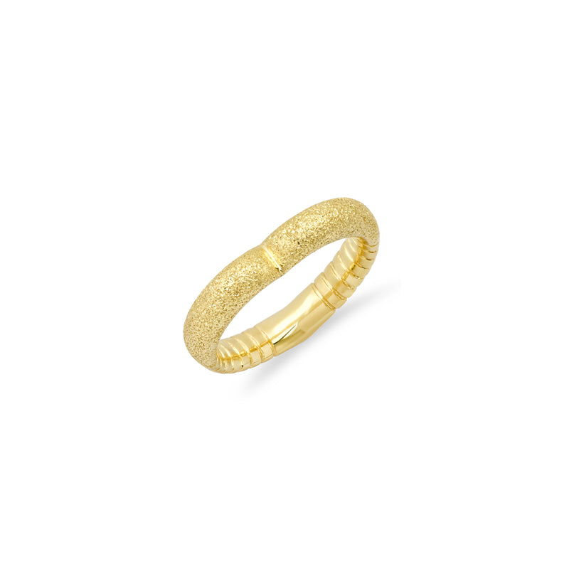 18k yellow gold heart shaped ring